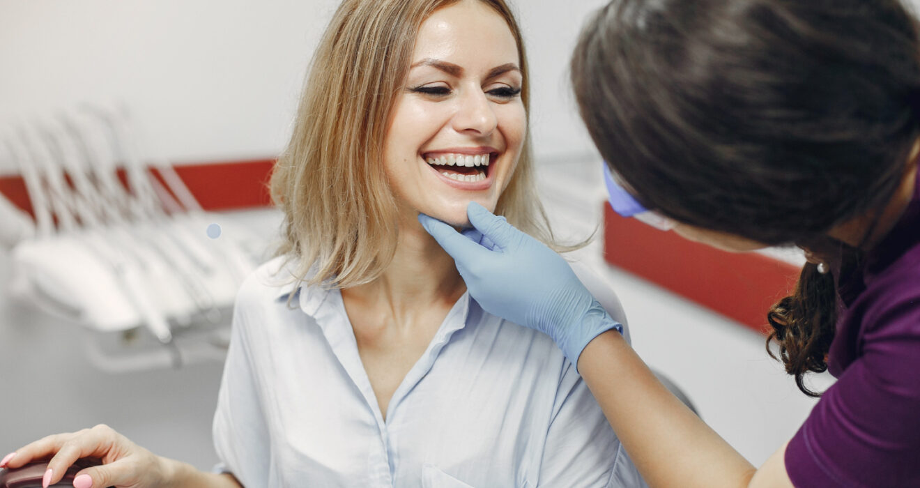 Πόσο διαρκεί η ορθοδοντική θεραπεία στους ενήλικες και από τι εξαρτάται